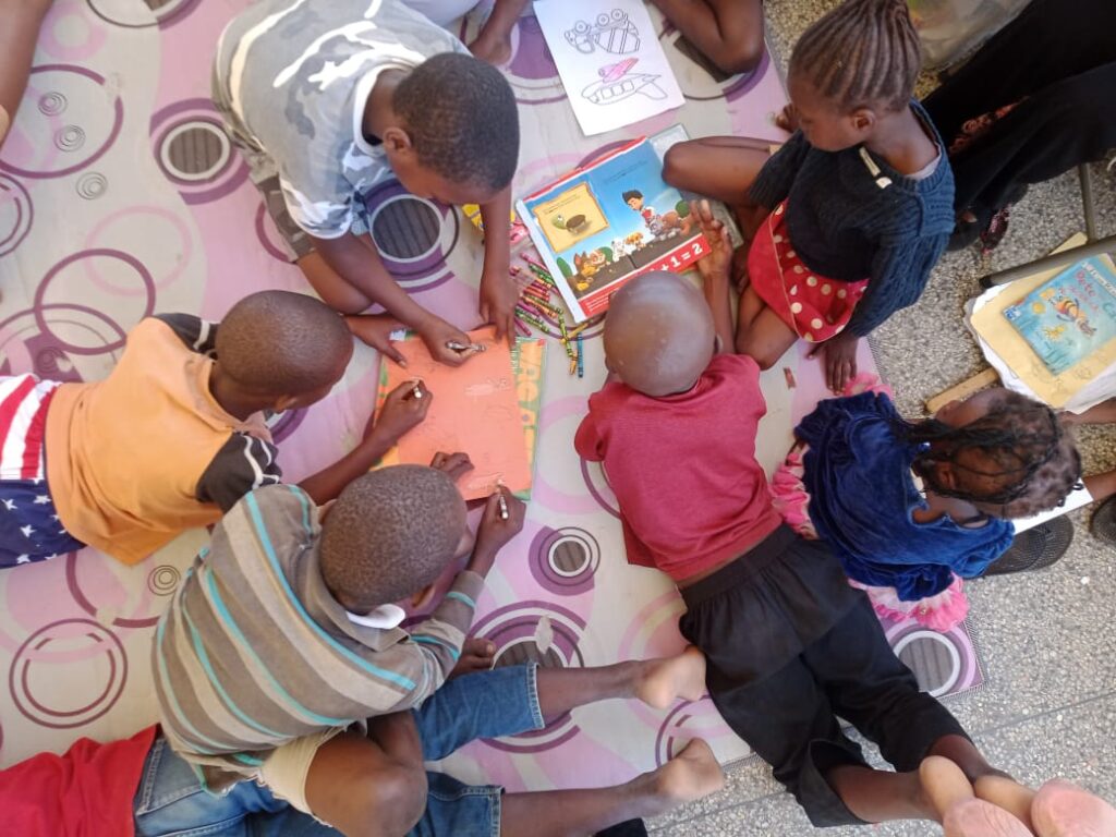 The Nyali Community Library Becomes a Hub for Local Children During School Break